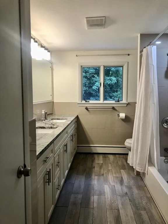 3 bed, 2 bath apartment for rent at 15 Sycamore Rd Unit 0, Montrose — photo 13 of 39