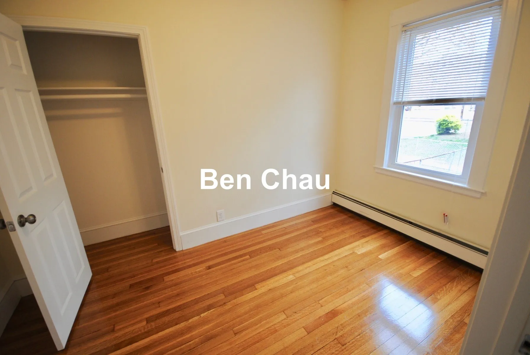4 bed, 2 bath apartment for rent at 15 Taylor St Unit 1B, Medford — photo 3 of 9