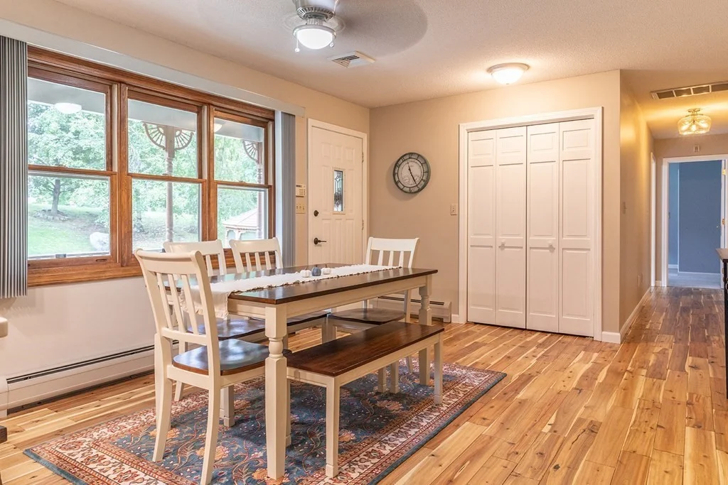 3 bed, 2 bath apartment for rent at 15 Terry Ln, Belchertown — photo 5 of 36