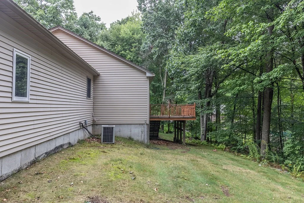 3 bed, 2 bath apartment for rent at 15 Terry Ln, Belchertown — photo 34 of 36