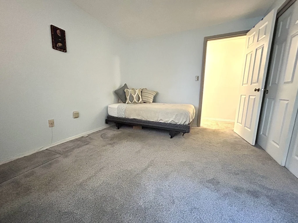 2 bed, 1 bath apartment for rent at 15 Thompson Dr Unit 12, Randolph — photo 8 of 11