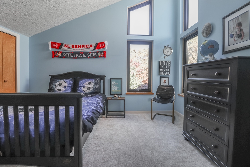 4 bed, 2 bath apartment for rent at 15 Thoreau Dr Unit 15, Easton — photo 31 of 37