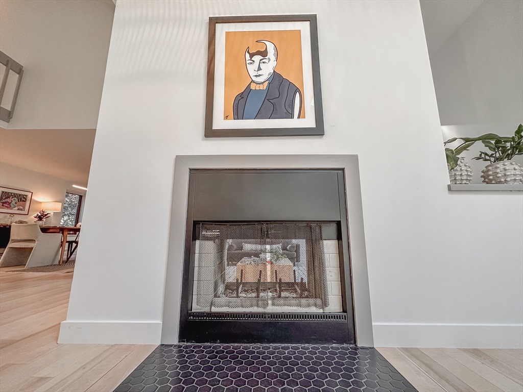 4 bed, 2 bath apartment for rent at 15 Thoreau Dr Unit 15, Easton — photo 17 of 37