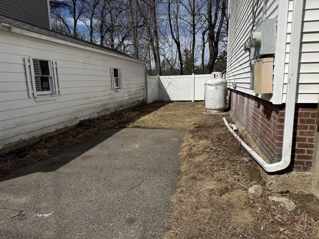 2 bed, 1 bath apartment for rent at 15 Trafalgar Sq Unit 15, Barre — photo 18 of 19