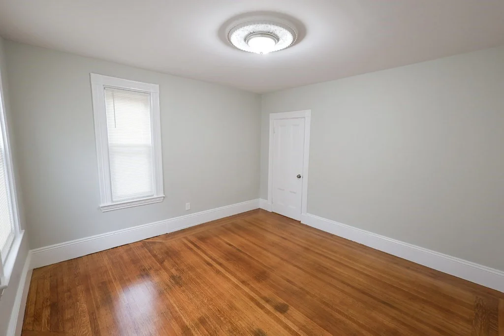 3 bed, 1 bath apartment for rent at 15 Tremlett St Unit 2, Dorchester — photo 14 of 15