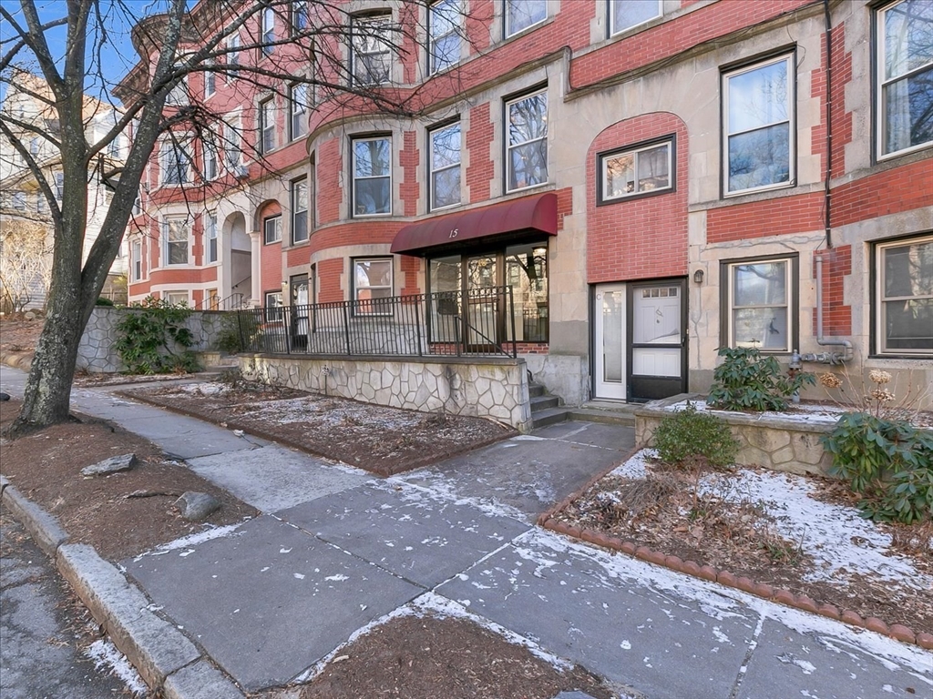 1 bed, 1 bath apartment for rent at 15 University Rd Unit E, Aspinwall Hill — photo 12 of 12