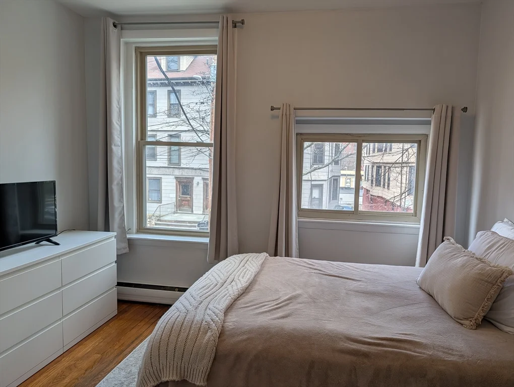 1 bed, 1 bath apartment for rent at 15 University Unit 25, Brookline — photo 5 of 11