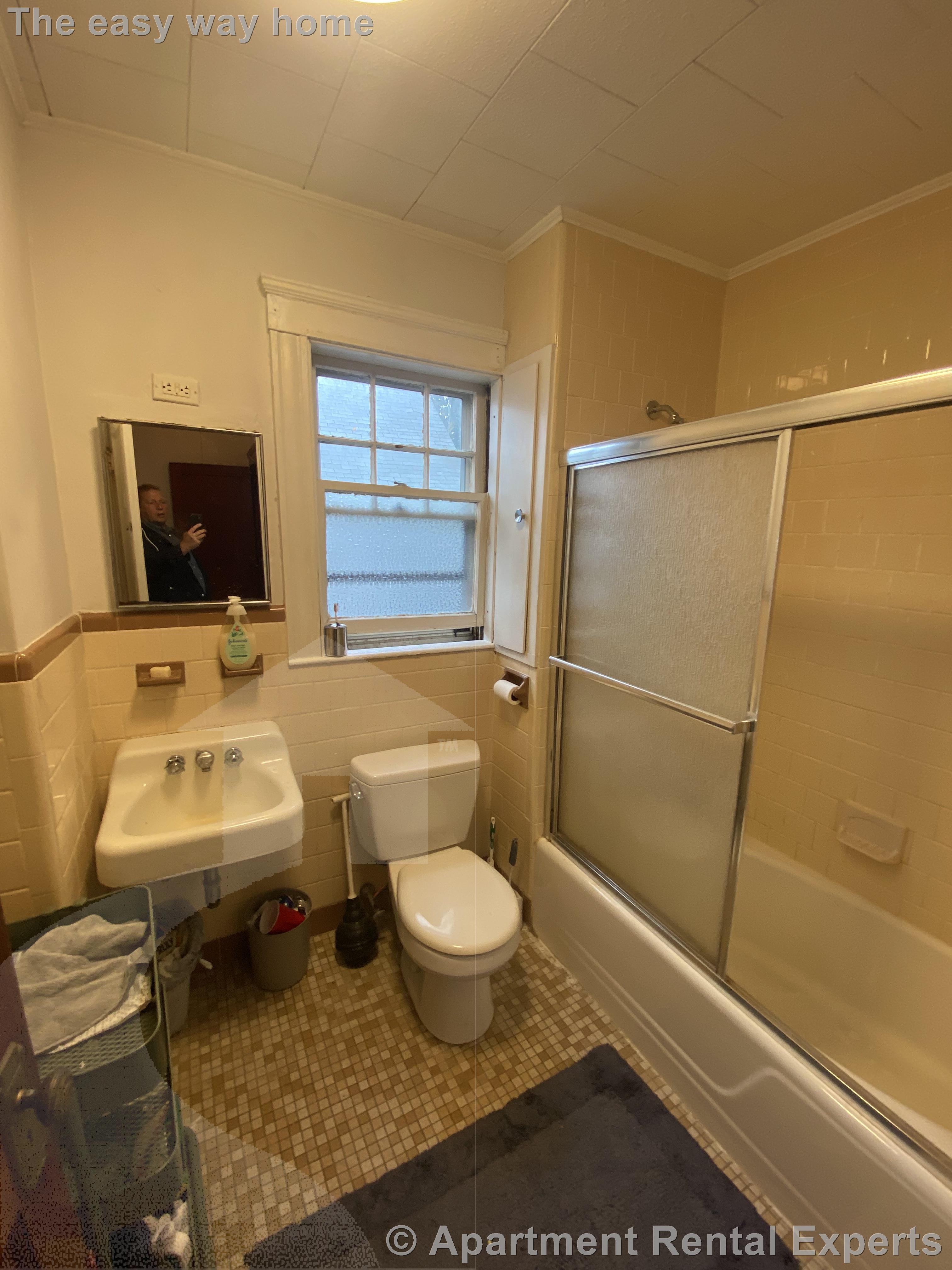 5 bed, 2 bath apartment for rent at 15 Upland Rd Unit 2, Somerville — photo 7 of 22