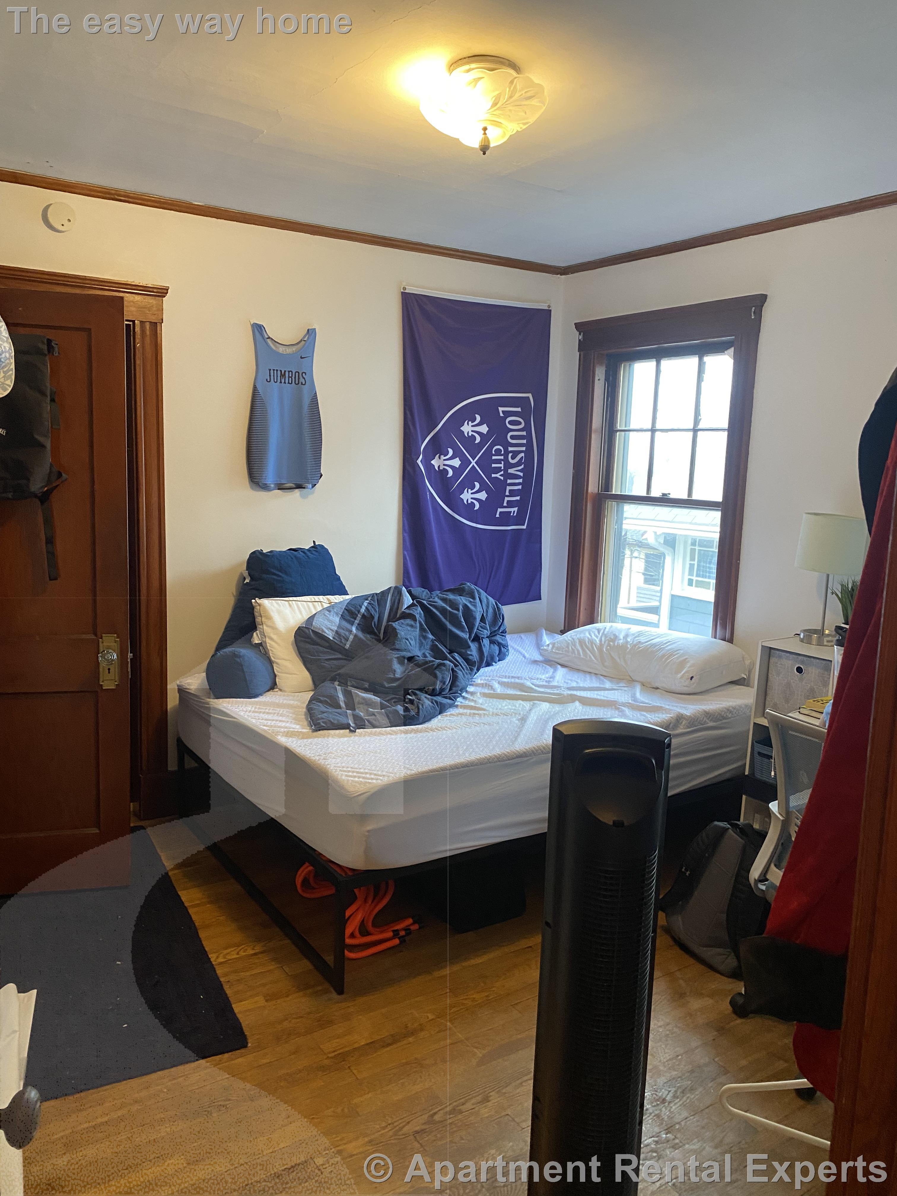 5 bed, 2 bath apartment for rent at 15 Upland Rd Unit 2, Somerville — photo 6 of 22