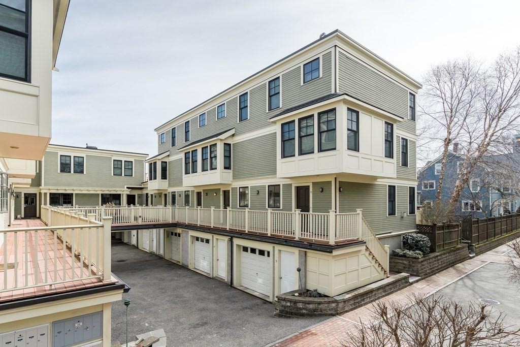 2 bed, 2 bath apartment for rent at 15 Valentine St Unit 15, Cambridgeport — photo 20 of 20