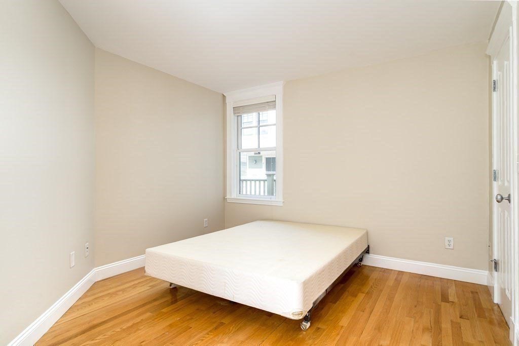 2 bed, 2 bath apartment for rent at 15 Valentine St Unit 15, Cambridgeport — photo 14 of 20