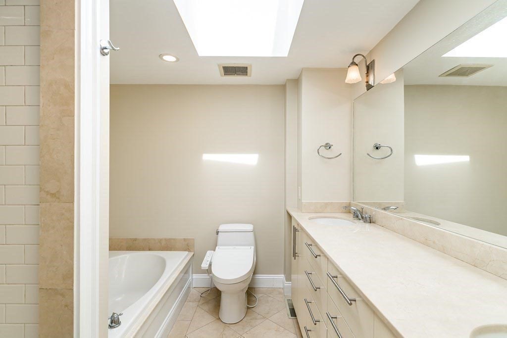 2 bed, 2 bath apartment for rent at 15 Valentine St Unit 15, Cambridgeport — photo 10 of 20
