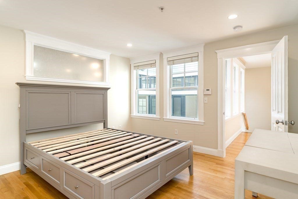 2 bed, 2 bath apartment for rent at 15 Valentine St Unit 15, Cambridgeport — photo 13 of 20