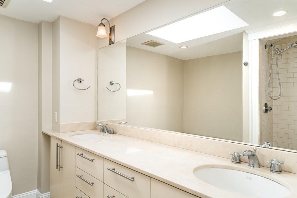 2 bed, 2 bath apartment for rent at 15 Valentine St Unit 15, Cambridgeport — photo 11 of 20
