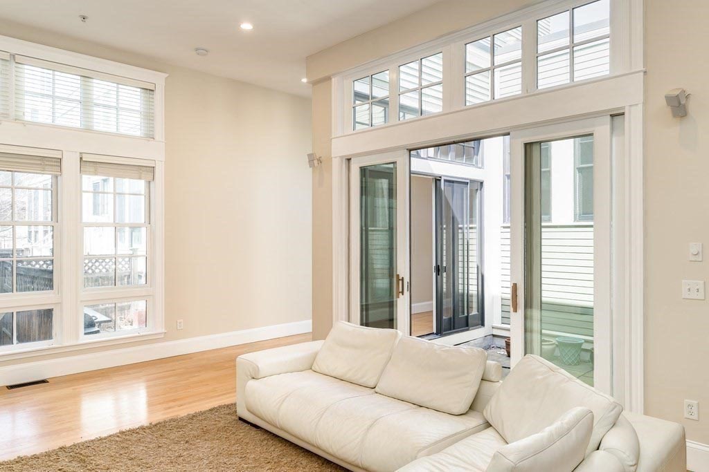 2 bed, 2 bath apartment for rent at 15 Valentine St Unit 15, Cambridgeport — photo 5 of 20