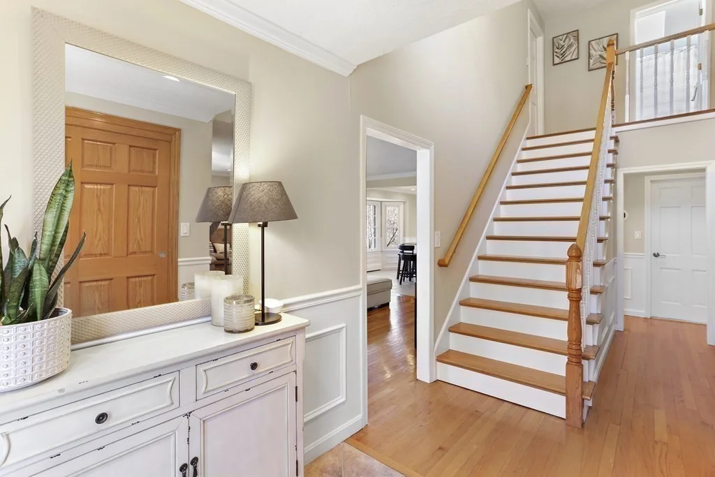 4 bed, 3 bath apartment for rent at 15 Valley Rd, Southborough — photo 4 of 42