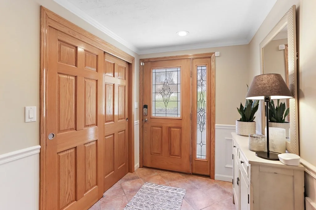4 bed, 3 bath apartment for rent at 15 Valley Rd, Southborough — photo 3 of 42