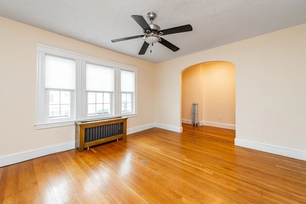 2 bed, 1 bath apartment for rent at 15 Vera Unit 1, Dorchester — photo 5 of 18
