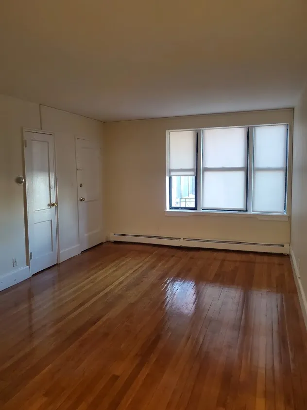2 bed, 1 bath apartment for rent at 15 Victory Rd Unit 18, Dorchester — photo 5 of 7