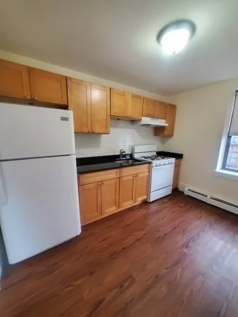 1 bed, 1 bath apartment for rent at 15 Victory Rd Unit 41, Dorchester — photo 1 of 9