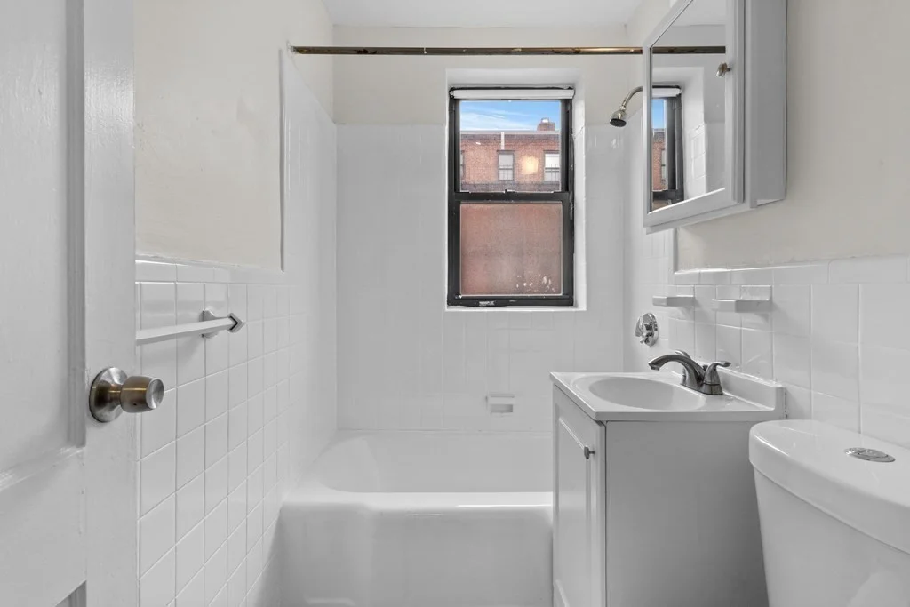1 bed, 1 bath apartment for rent at 15 Victory Rd Unit 41, Dorchester — photo 6 of 9