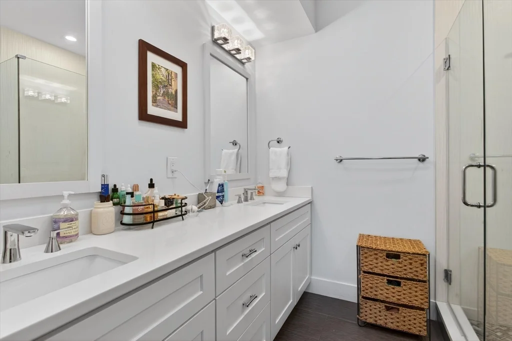 2 bed, 2 bath apartment for rent at 15 W Bellflower St Unit 3, South Boston — photo 15 of 23
