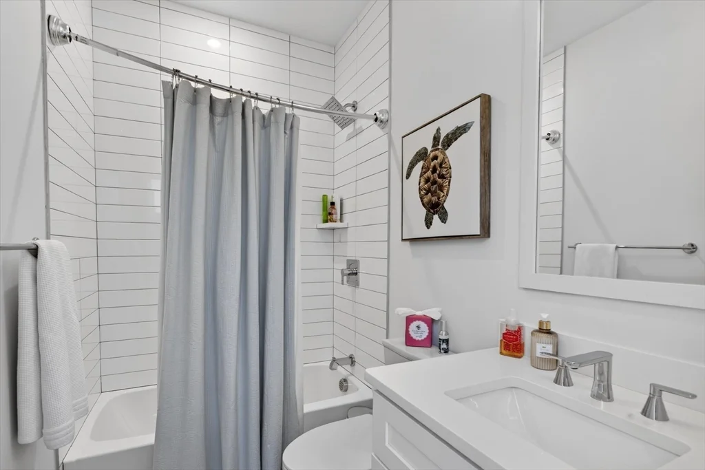 2 bed, 2 bath apartment for rent at 15 W Bellflower St Unit 3, South Boston — photo 13 of 23