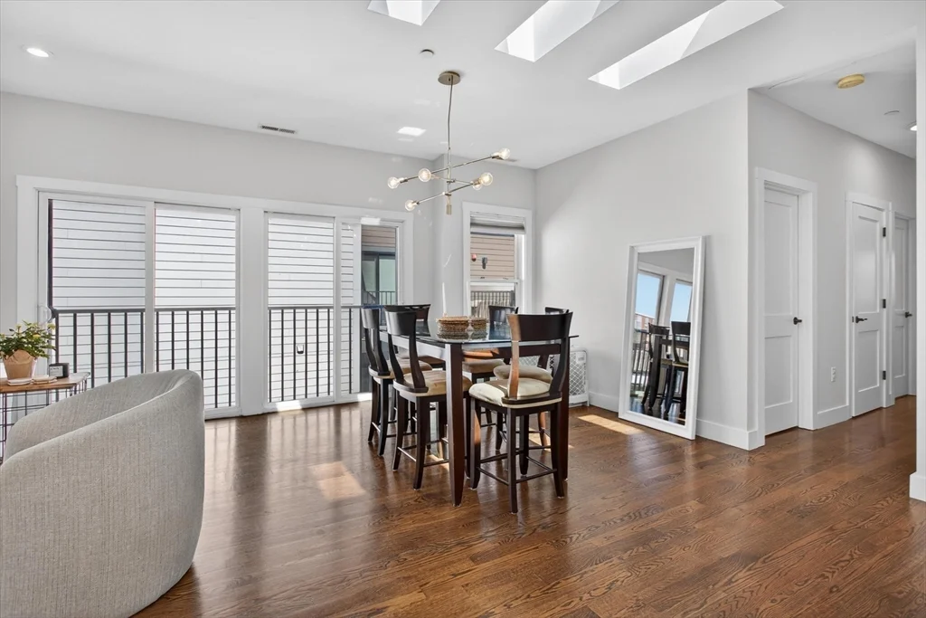 2 bed, 2 bath apartment for rent at 15 W Bellflower St Unit 3, South Boston — photo 7 of 23