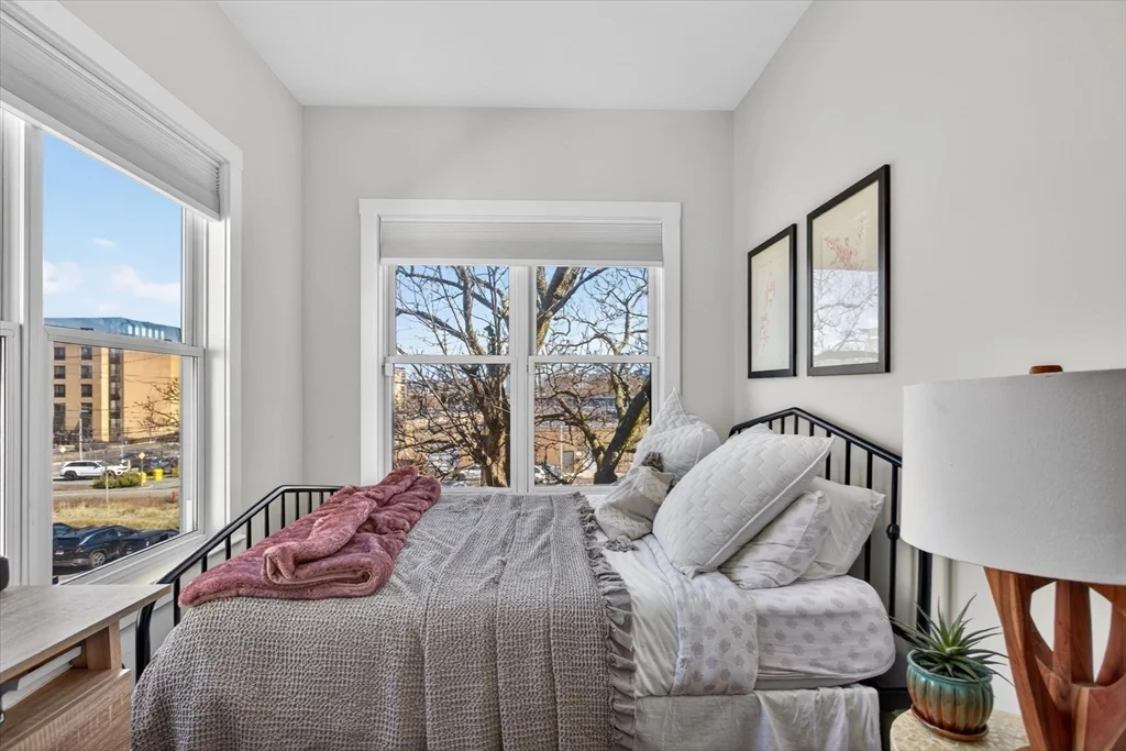 2 bed, 2 bath apartment for rent at 15 W Bellflower St Unit 3, South Boston — photo 16 of 23