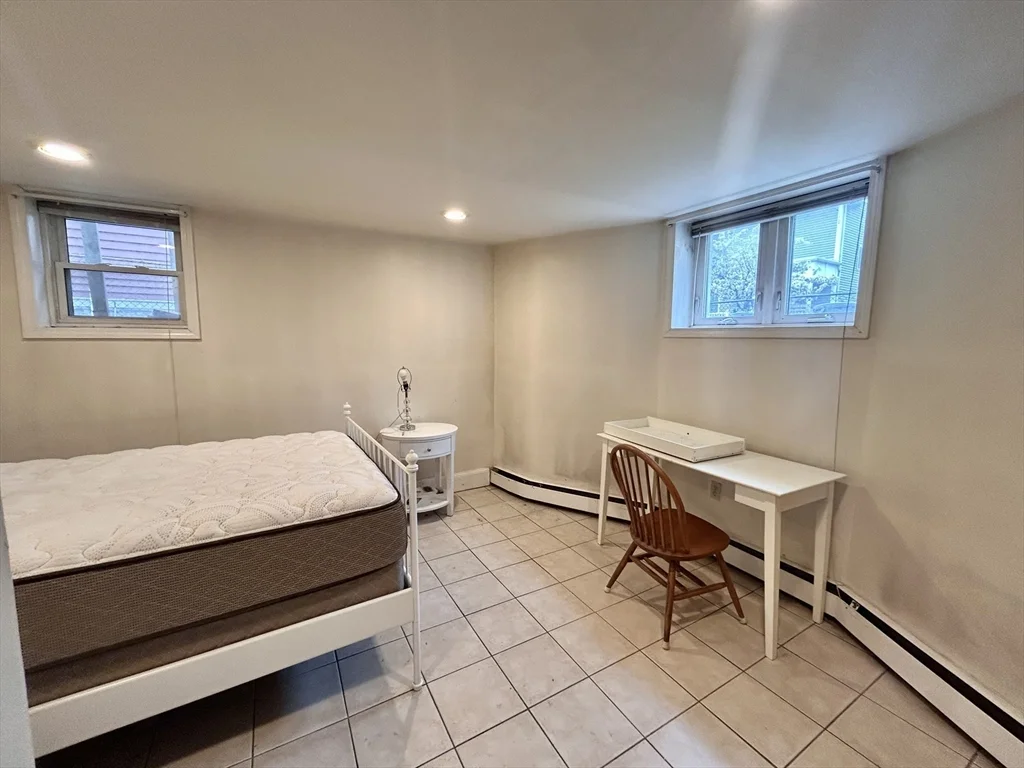 2 bed, 1 bath apartment for rent at 15 Wadsworth St Unit B, Boston — photo 5 of 10