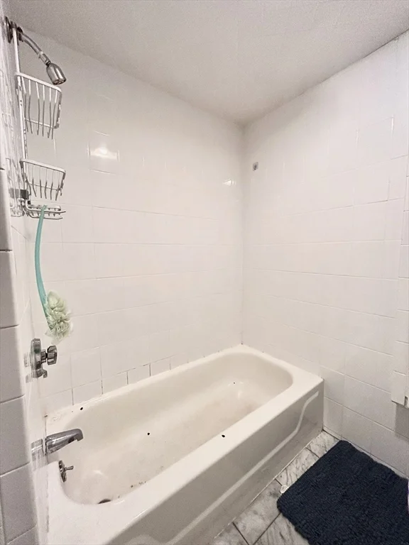 2 bed, 1 bath apartment for rent at 15 Wadsworth St Unit B, Boston — photo 9 of 10