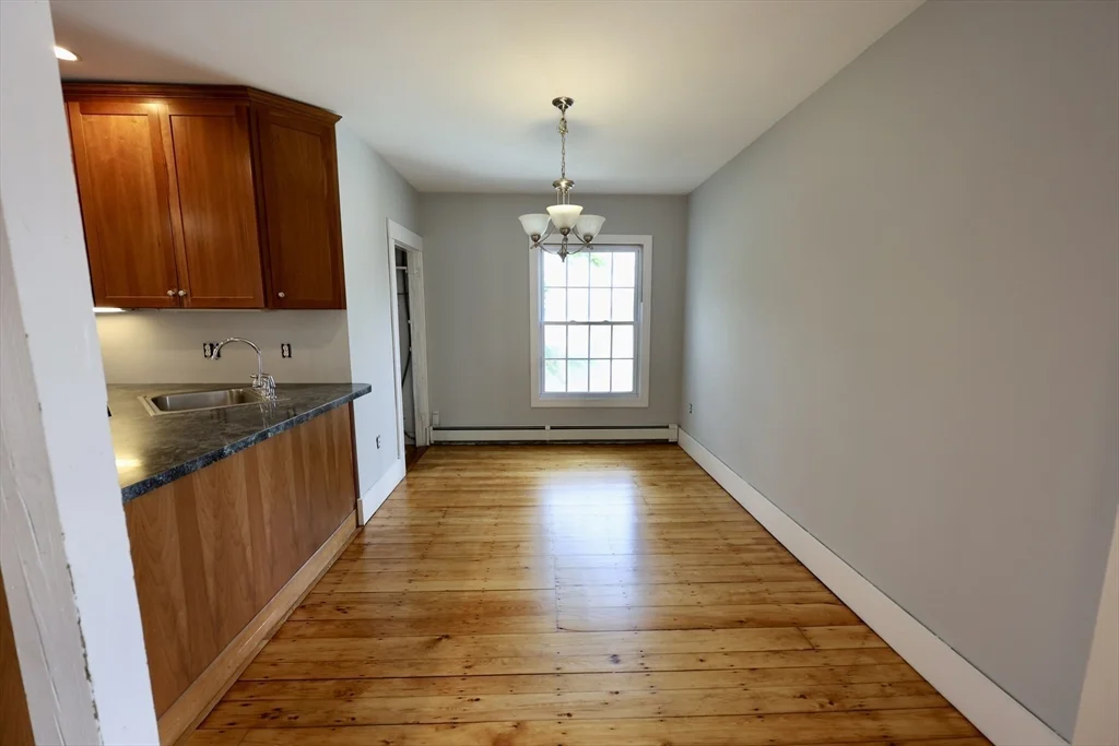 4 bed, 1 bath apartment for rent at 15 Warren Unit 2, Stoneham — photo 7 of 25