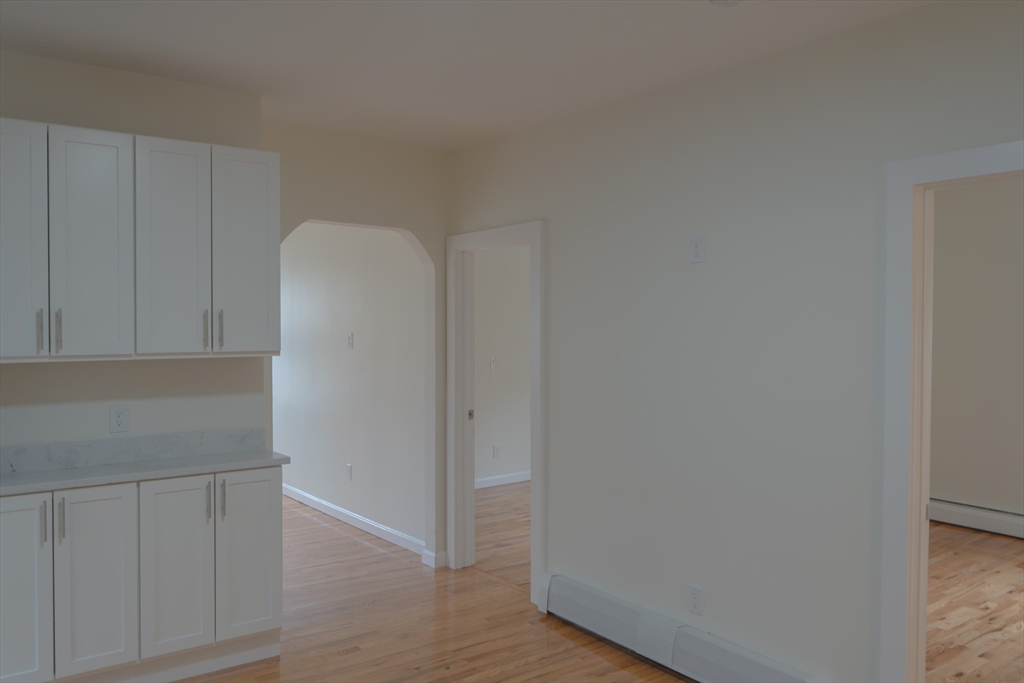 3 bed, 1 bath apartment for rent at 15 Washburn St Unit 1, New Bedford — photo 8 of 9