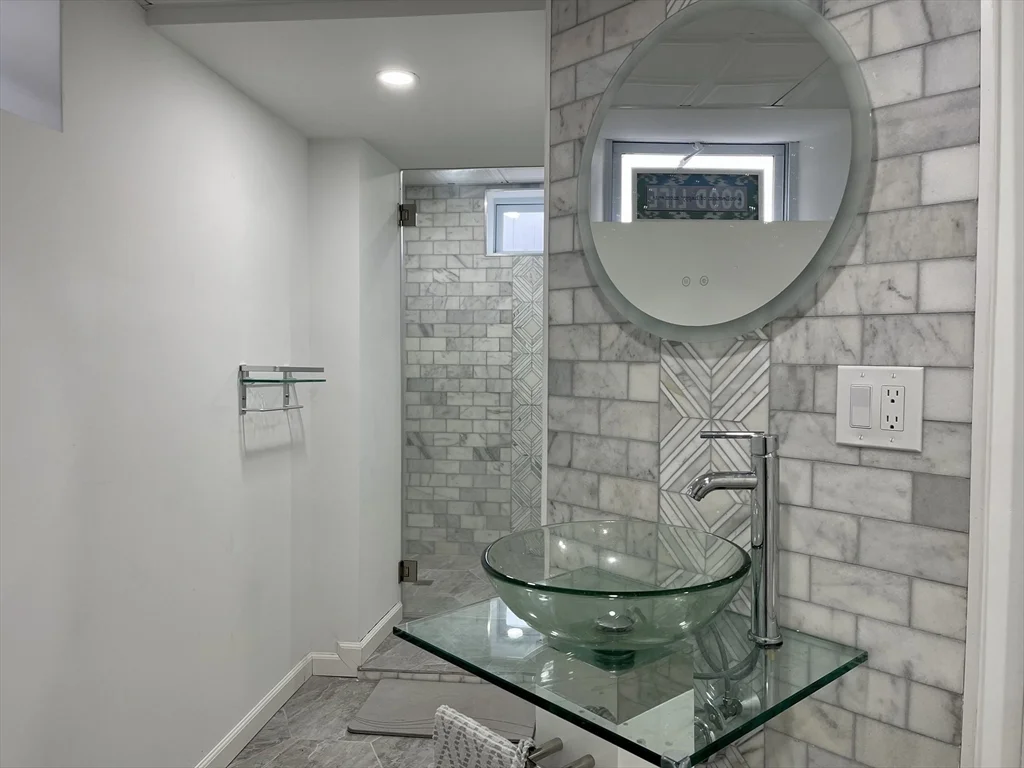 3 bed, 2 bath apartment for rent at 15 Wason St Unit 0, Medford — photo 16 of 21