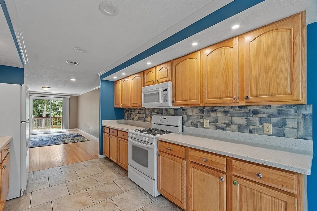 2 bed, 2 bath apartment for rent at 15 Water Wheel Unit 15, Templeton — photo 3 of 41