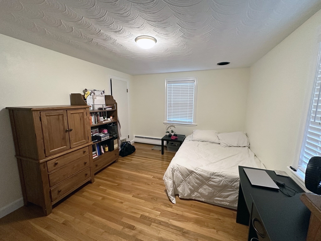 3 bed, 2 bath apartment for rent at 15 Wayland Rd Unit 0, Wakefield — photo 9 of 18