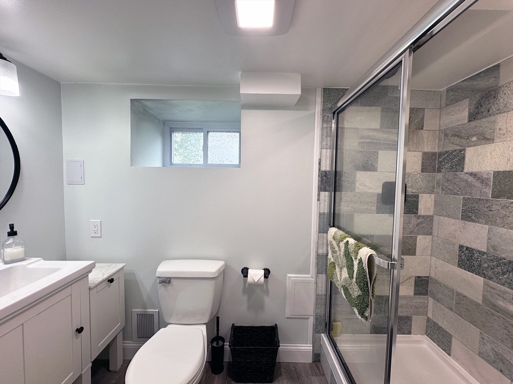 3 bed, 2 bath apartment for rent at 15 Wayland Rd Unit 0, Wakefield — photo 12 of 18