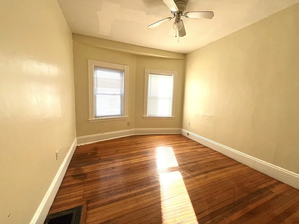 3 bed, 1 bath apartment for rent at 15 Wentworth Unit 1, Dorchester — photo 8 of 14