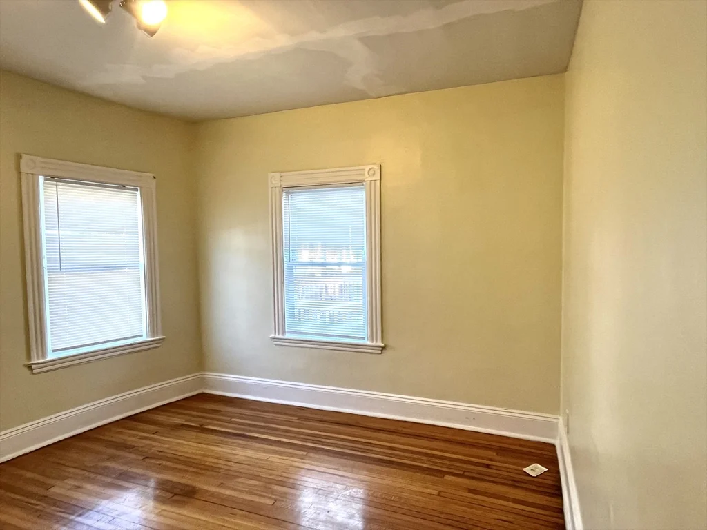 3 bed, 1 bath apartment for rent at 15 Wentworth Unit 1, Dorchester — photo 1 of 14