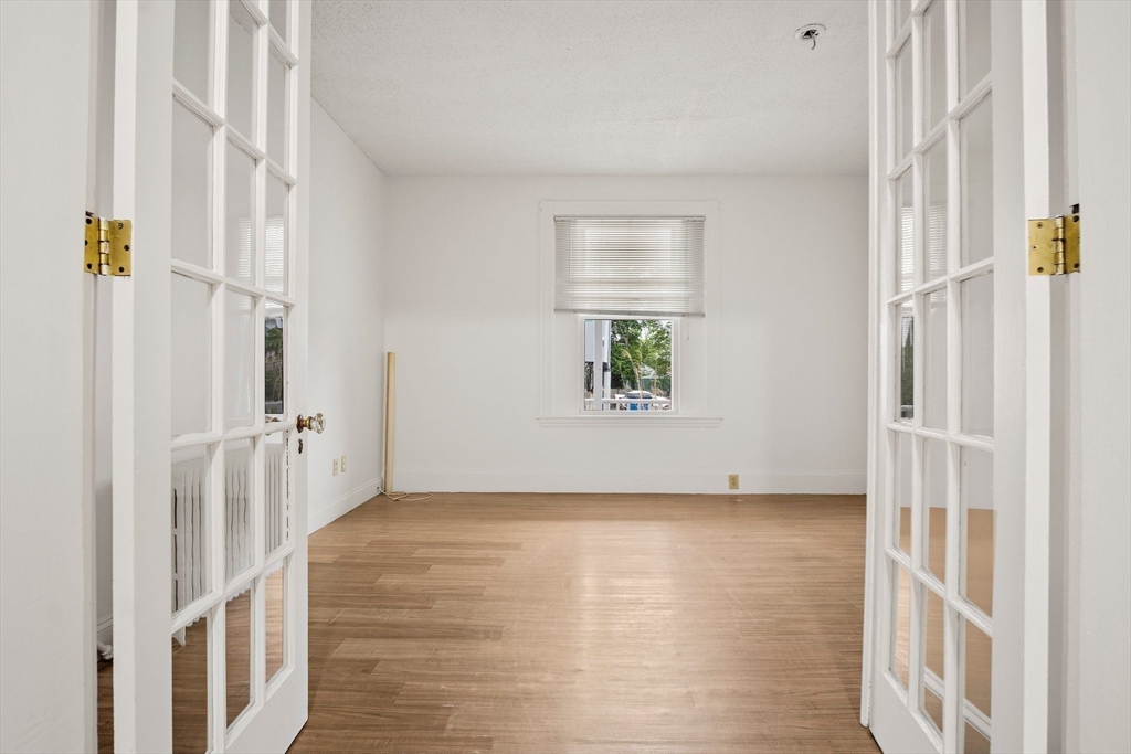 1 bed, 1 bath apartment for rent at 15 West Water St Unit 1, Wakefield — photo 7 of 10