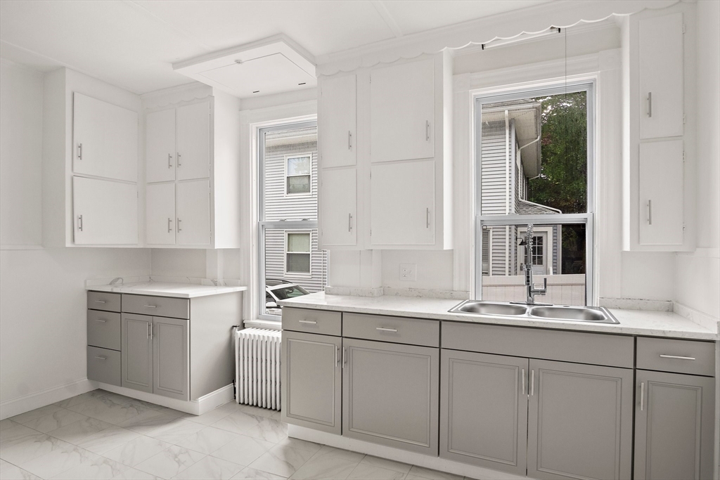1 bed, 1 bath apartment for rent at 15 West Water St Unit 1, Wakefield — photo 3 of 10