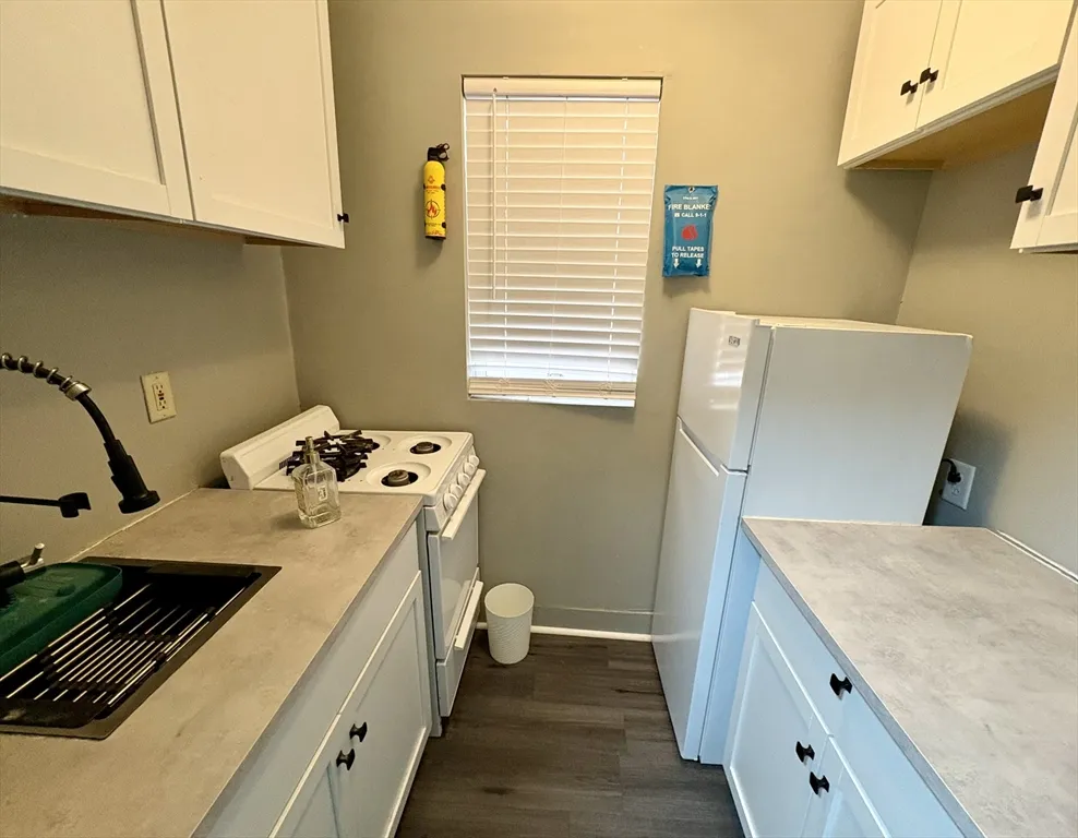 2 bed, 1 bath apartment for rent at 15 Westland Ave Unit 506, Fenway — photo 5 of 11