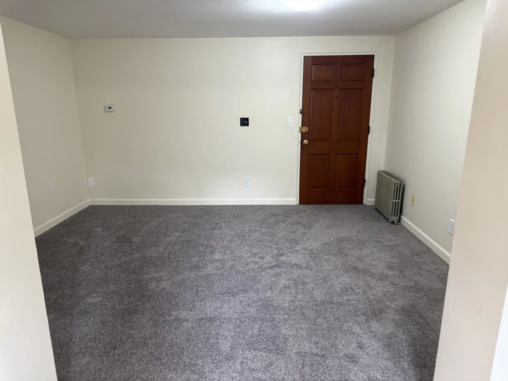 2 bed, 1 bath apartment for rent at 15 Weston Ct Unit 3, Braintree — photo 2 of 9
