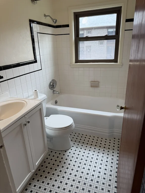 2 bed, 1 bath apartment for rent at 15 Weston Ct Unit 3, Braintree — photo 9 of 9