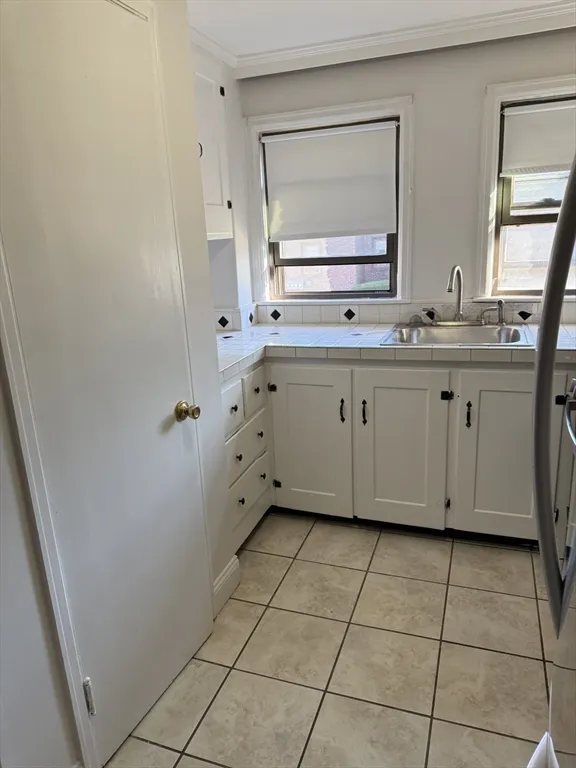 2 bed, 1 bath apartment for rent at 15 Weston Ct Unit 4, Braintree — photo 2 of 6