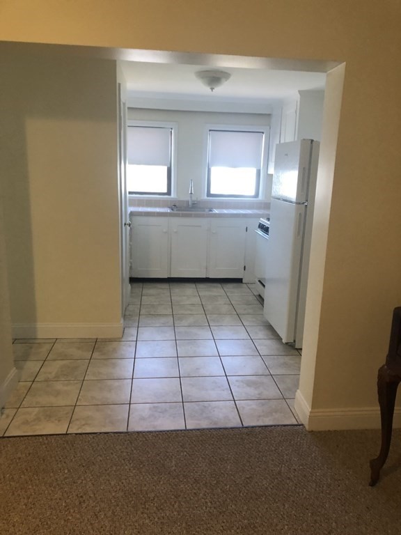 2 bed, 1 bath apartment for rent at 15 Weston Ct Unit 9, Braintree