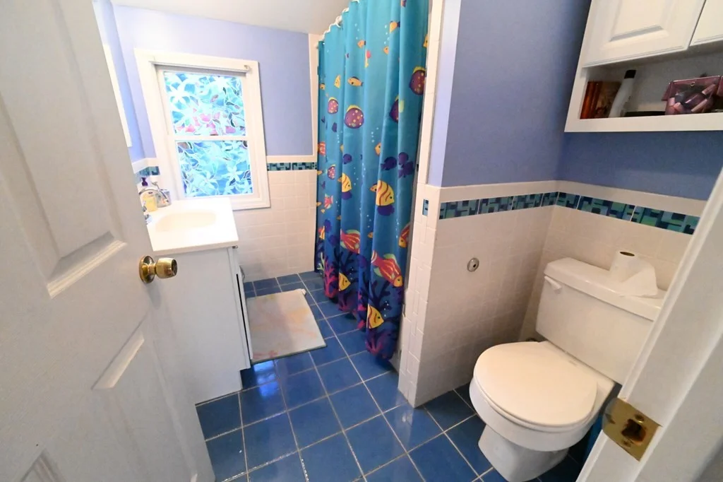 4 bed, 3 bath apartment for rent at 15 White Pl Unit 15, Brookline — photo 13 of 16