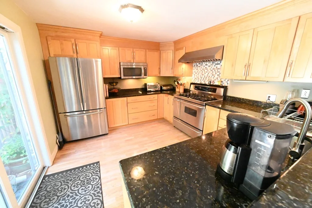 4 bed, 3 bath apartment for rent at 15 White Pl Unit 15, Brookline