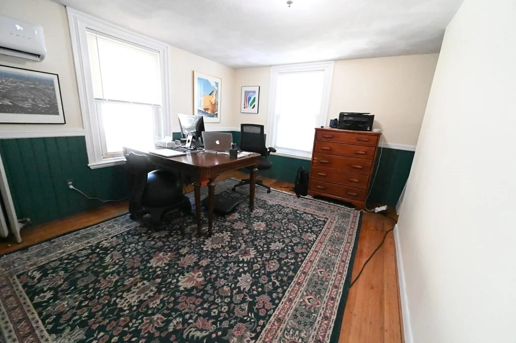 4 bed, 3 bath apartment for rent at 15 White Pl Unit 15, Brookline — photo 11 of 16