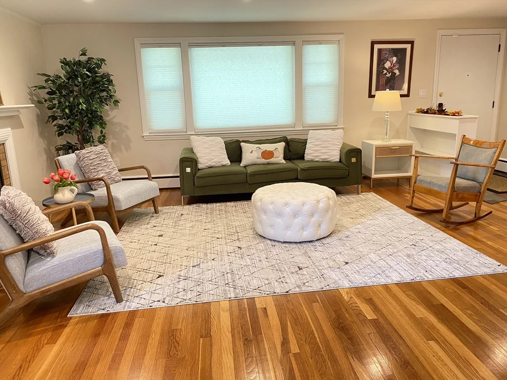 4 bed, 2 bath apartment for rent at 15 Winchester Dr Unit -, Lexington — photo 9 of 33